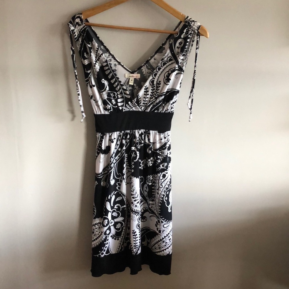 Speechless Black White Paisley Sleeveless Dress Size Medium